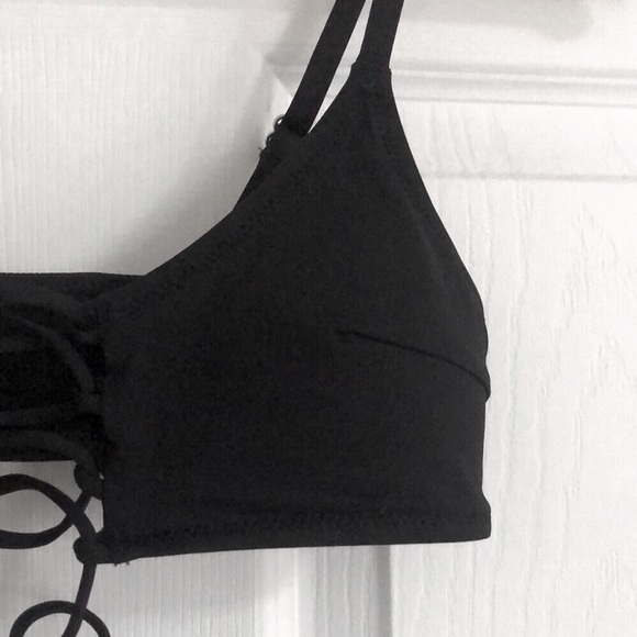 BNWOT Black bathing suit top bra - Picture 2 of 4